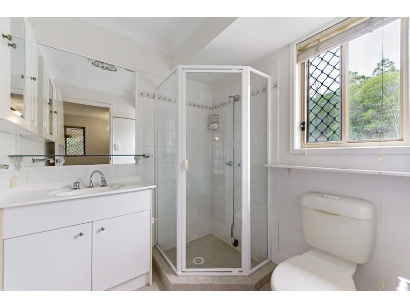 2/24 Ardisia Court, Burleigh Heads QLD 4220