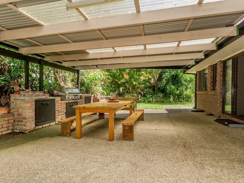 8 Stirling Court, Bonogin QLD 4213
