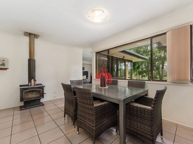 8 Stirling Court, Bonogin QLD 4213