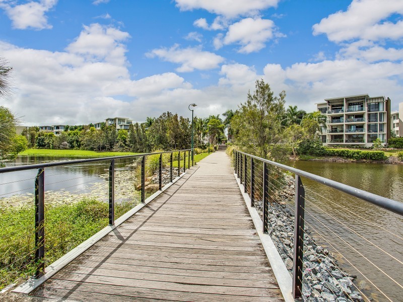 20/9 Moores Crescent, Varsity Lakes QLD 4227