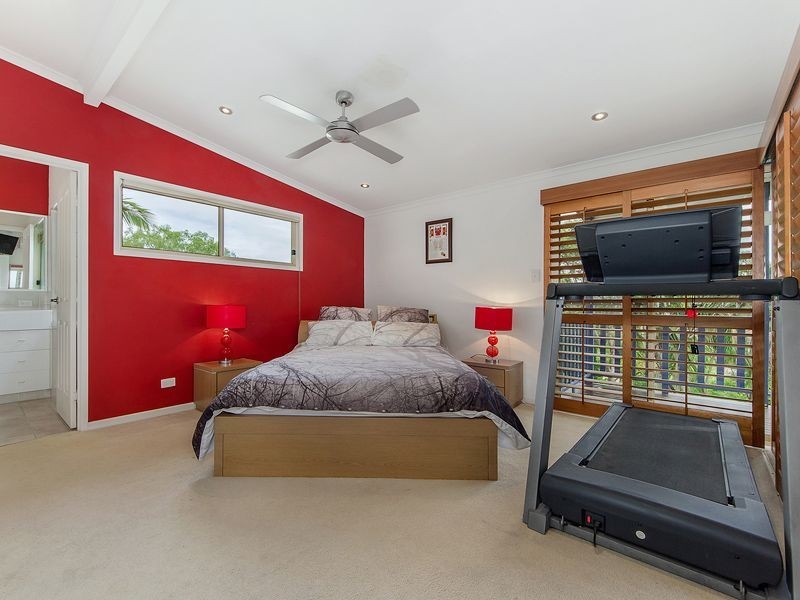 9 Sefton Place, Robina QLD 4226