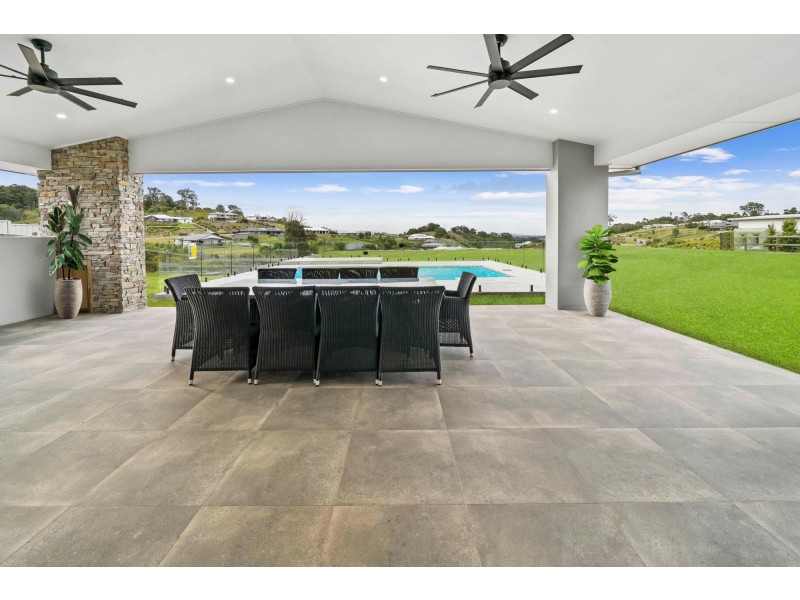 108 Montego Hills Drive, Kingsholme QLD 4208