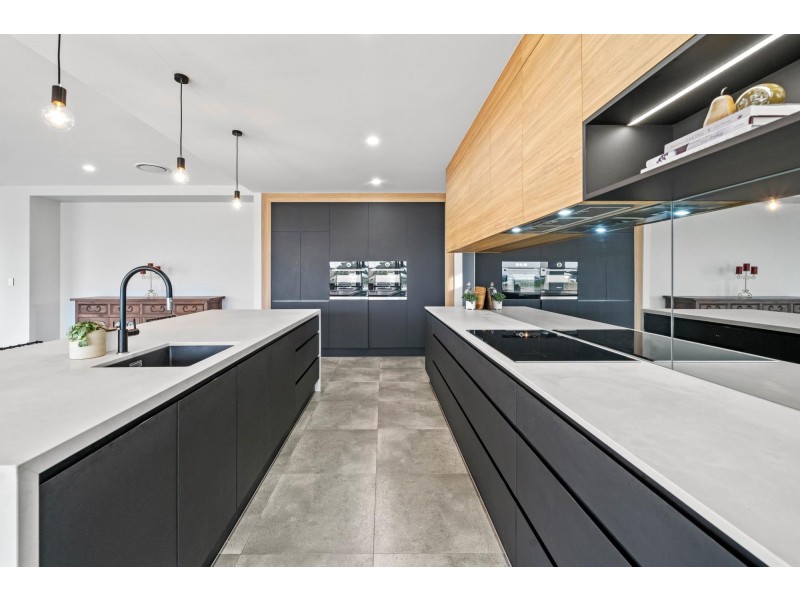 108 Montego Hills Drive, Kingsholme QLD 4208