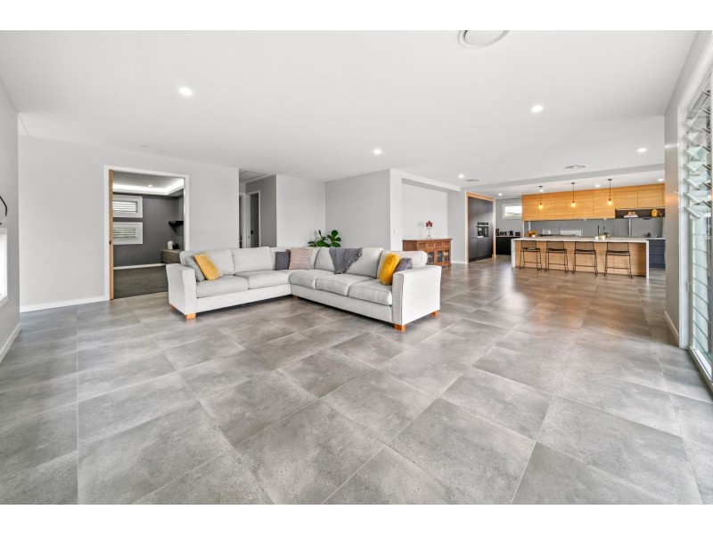 108 Montego Hills Drive, Kingsholme QLD 4208