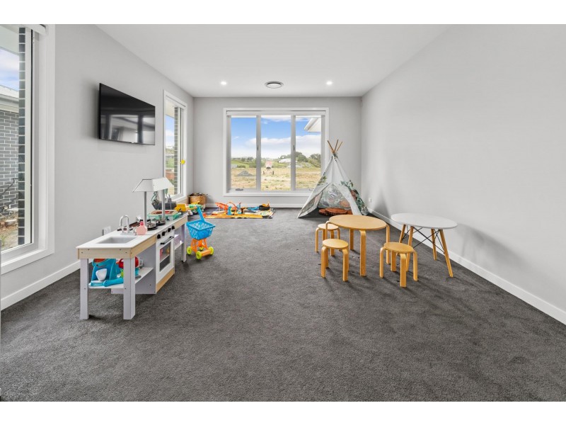 108 Montego Hills Drive, Kingsholme QLD 4208