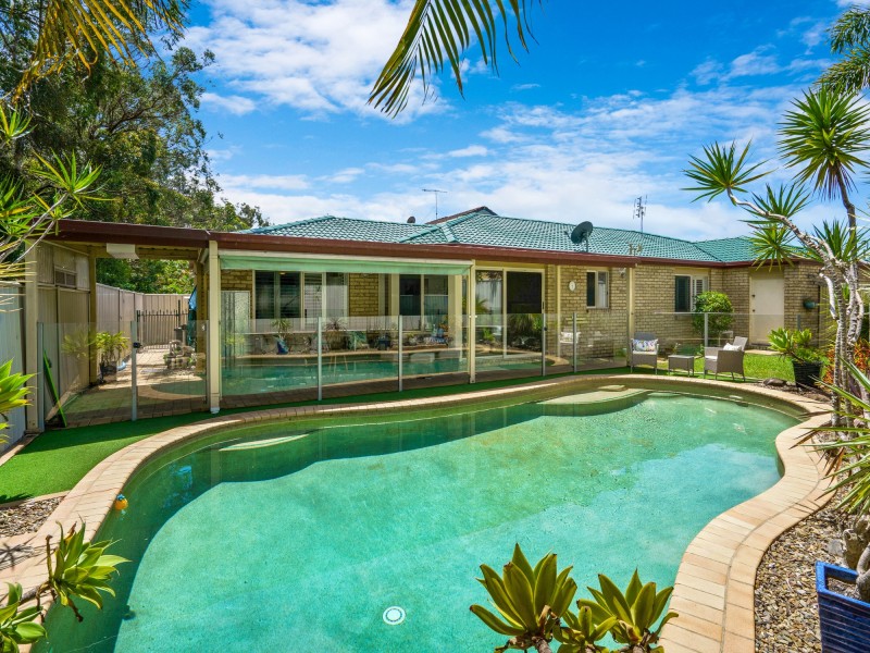 19 Fiddlewood Place, Reedy Creek QLD 4227