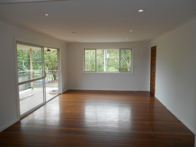 98 Worongary Road, Worongary QLD 4213