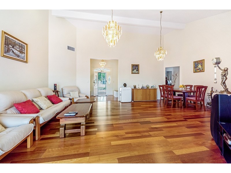 140 Port Jackson Boulevard, Clear Island Waters QLD 4226