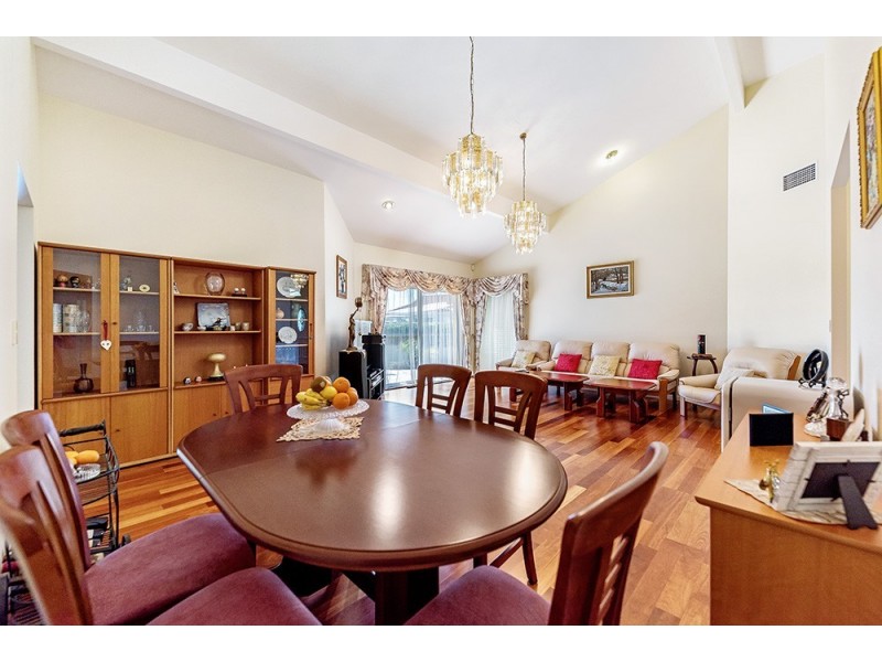 140 Port Jackson Boulevard, Clear Island Waters QLD 4226