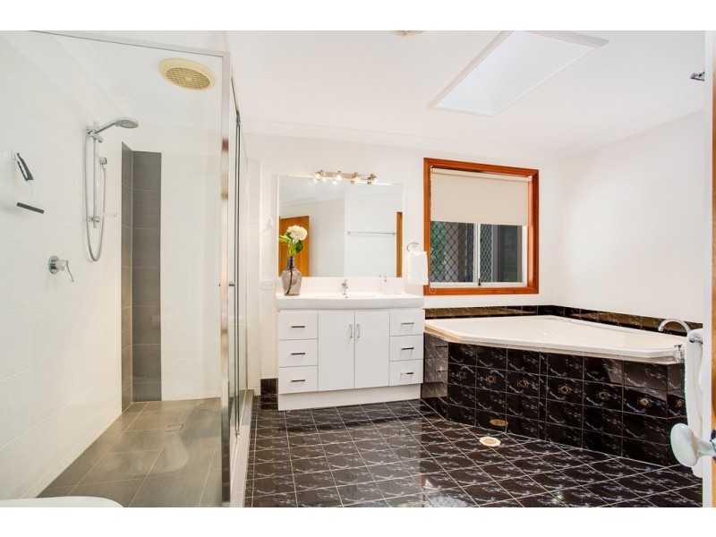 79 Bonogin Road, Mudgeeraba QLD 4213