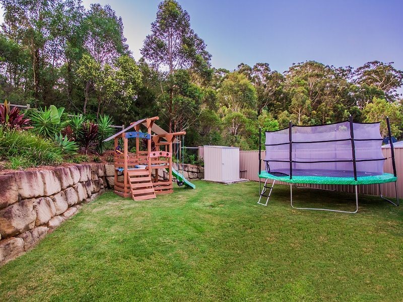 4 Skyburnett Street, Reedy Creek QLD 4227