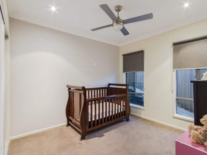 4 Skyburnett Street, Reedy Creek QLD 4227