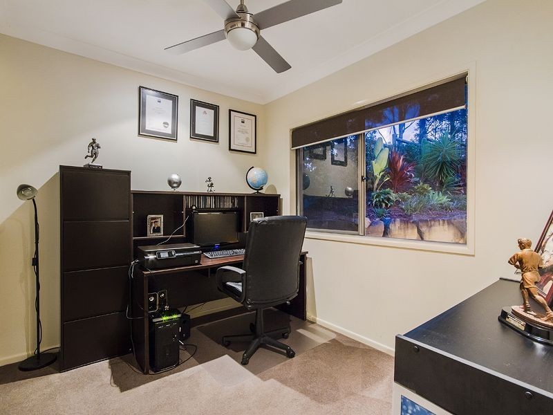 4 Skyburnett Street, Reedy Creek QLD 4227