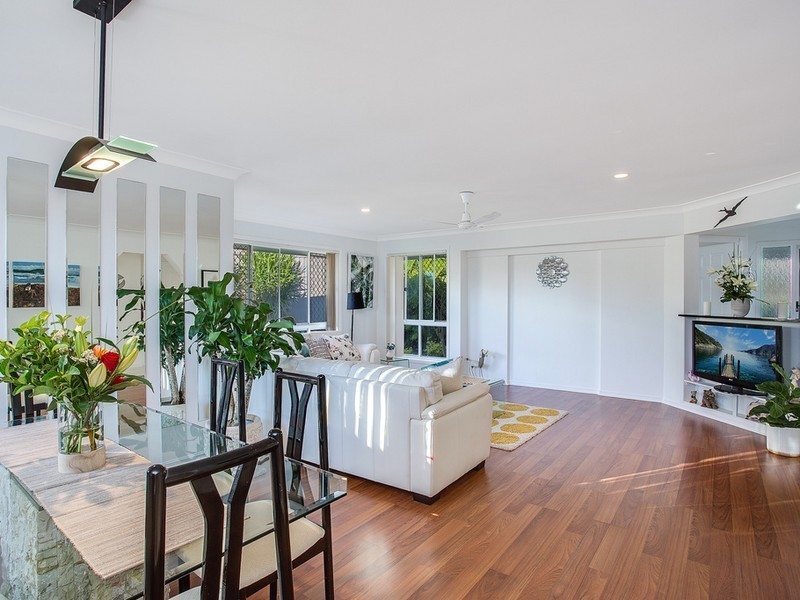 14 Anglesea Court, Robina QLD 4226