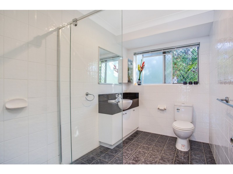 14 Anglesea Court, Robina QLD 4226