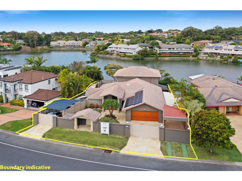 23 Tullamarine Drive, Robina QLD 4226