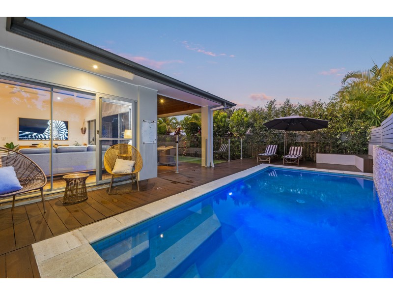 8 Everstar Street, Reedy Creek QLD 4227