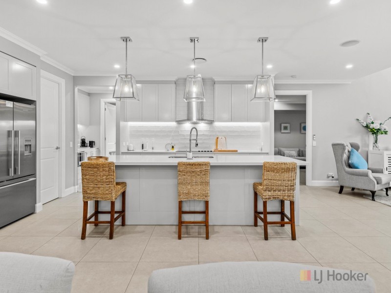 9 Stockman Street, Kingsholme QLD 4208