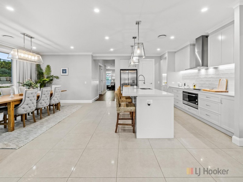 9 Stockman Street, Kingsholme QLD 4208