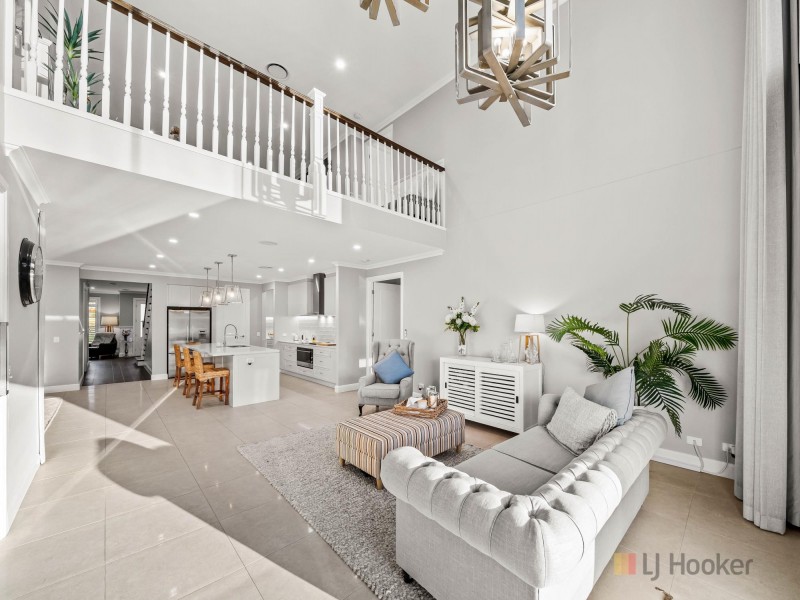 9 Stockman Street, Kingsholme QLD 4208