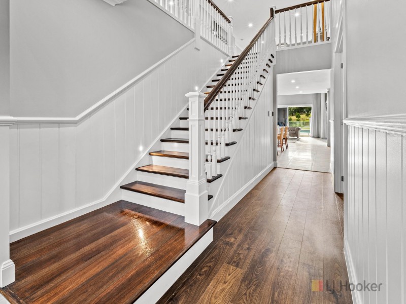 9 Stockman Street, Kingsholme QLD 4208