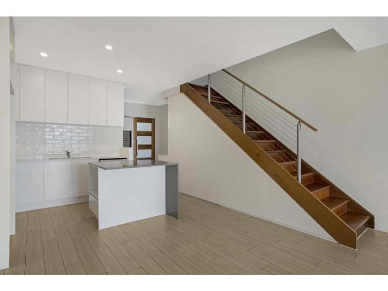 26/42 Stadium Drive, Robina QLD 4226