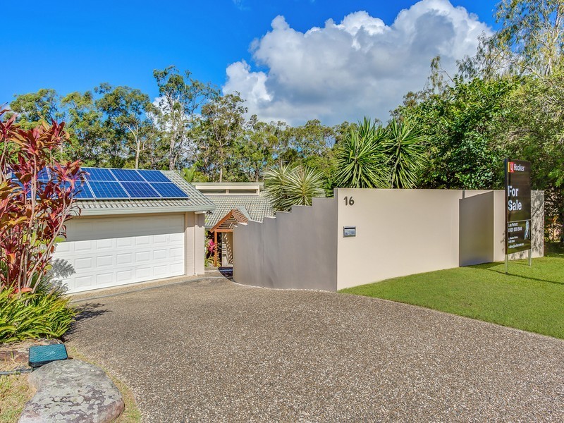 16 Federal Place, Robina QLD 4226
