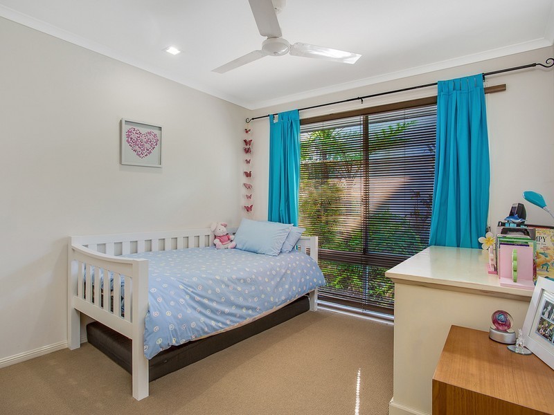 16 Federal Place, Robina QLD 4226