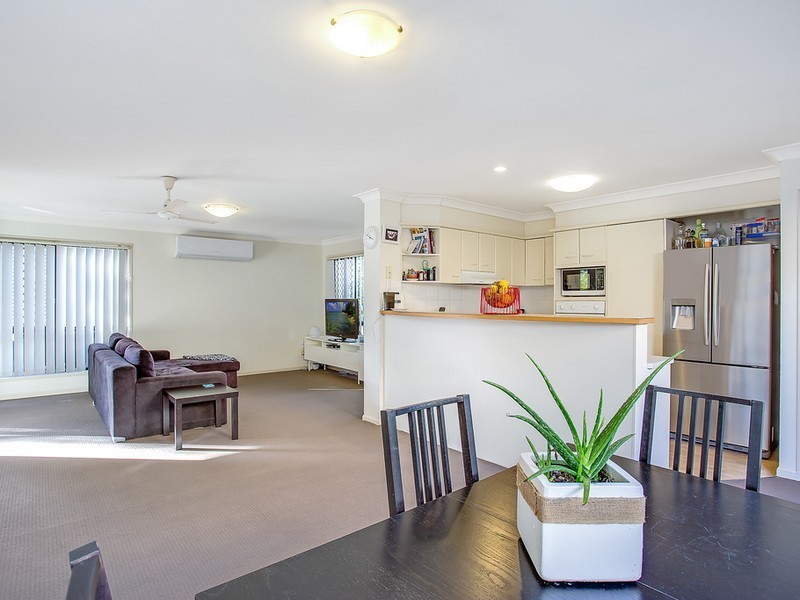 8/2-4 Langport Parade, Mudgeeraba QLD 4213