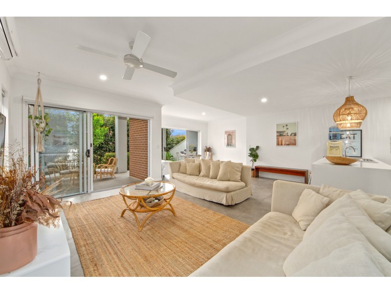 10/8 Croft Court, Tugun QLD 4224