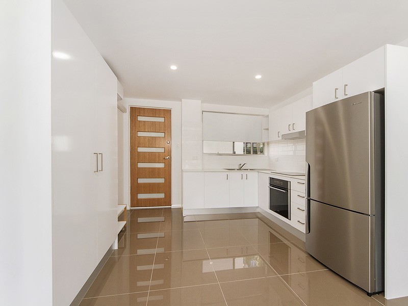 9-10/3302 Surfers Paradise Blvd, Surfers Paradise QLD 4217