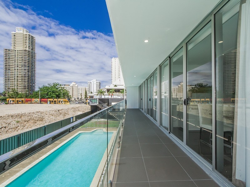 9-10/3302 Surfers Paradise Blvd, Surfers Paradise QLD 4217