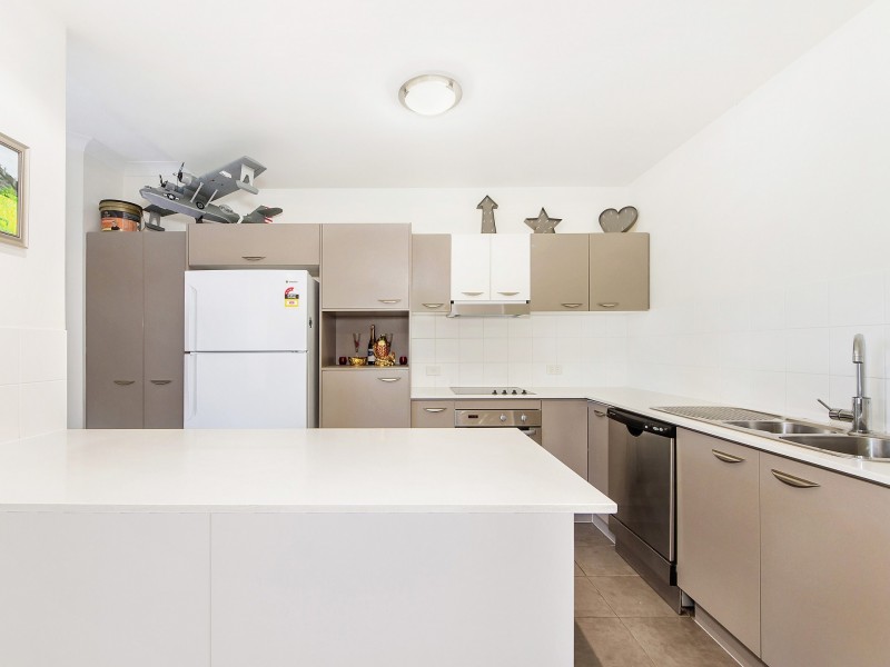 31/19 Carina Peak Drive, Varsity Lakes QLD 4227