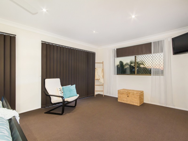 29 Numeralla Avenue, Ashmore QLD 4214