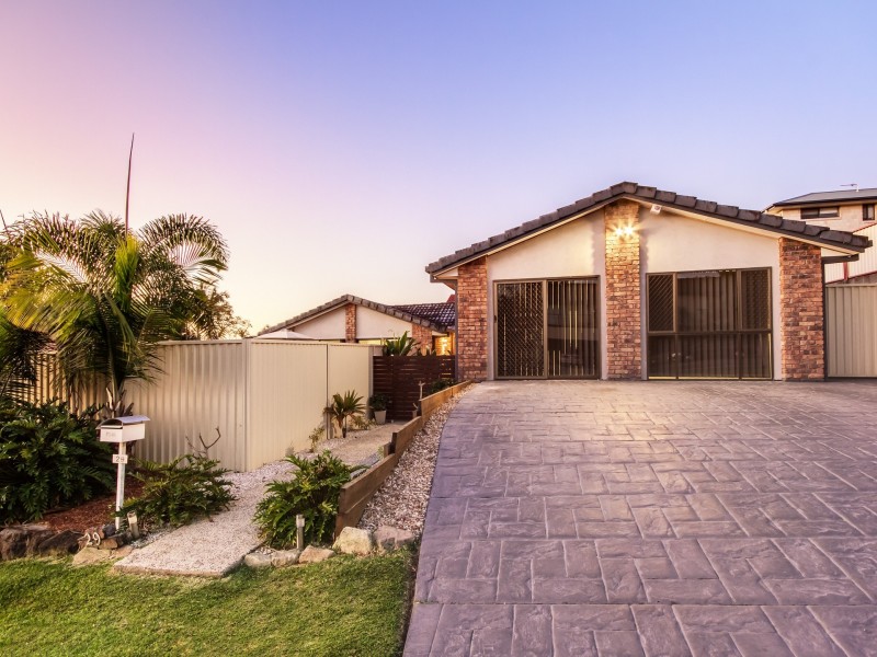 29 Numeralla Avenue, Ashmore QLD 4214