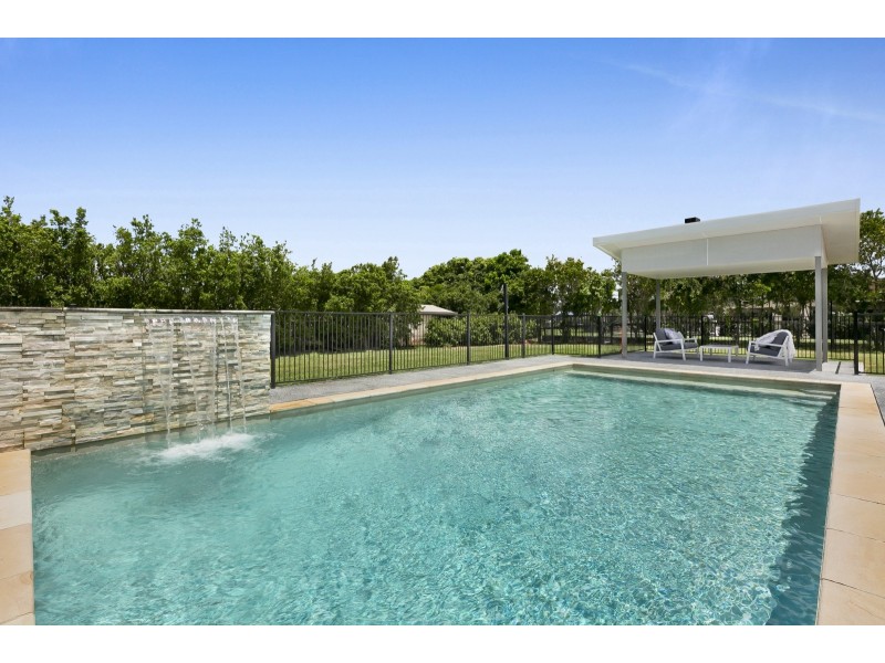 32 Samuel Drive, Tallebudgera QLD 4228