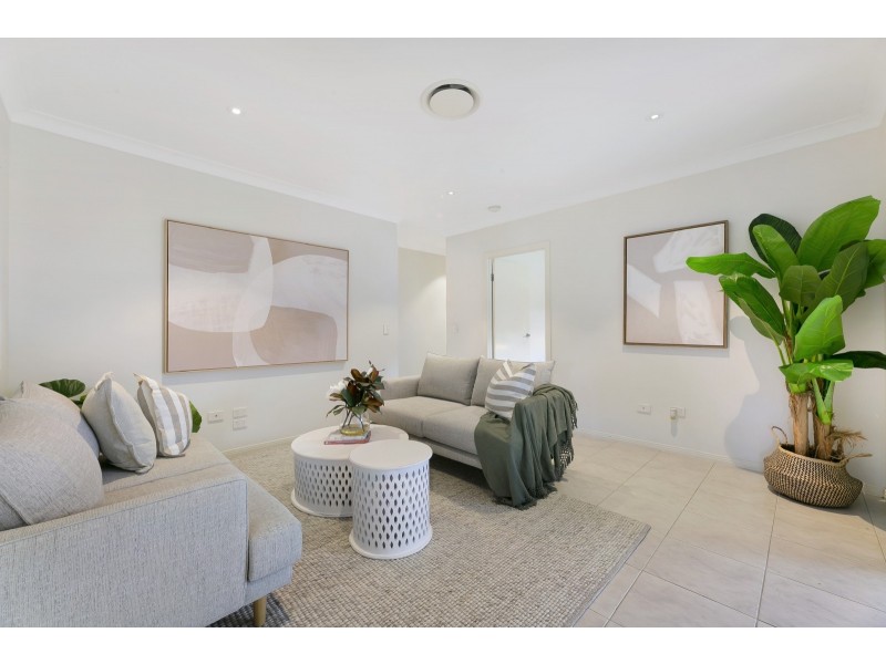 32 Samuel Drive, Tallebudgera QLD 4228