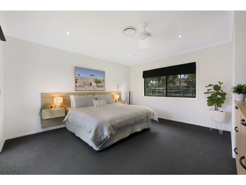 32 Samuel Drive, Tallebudgera QLD 4228