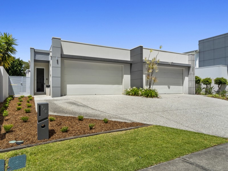 1/16 Compass Drive, Biggera Waters QLD 4216