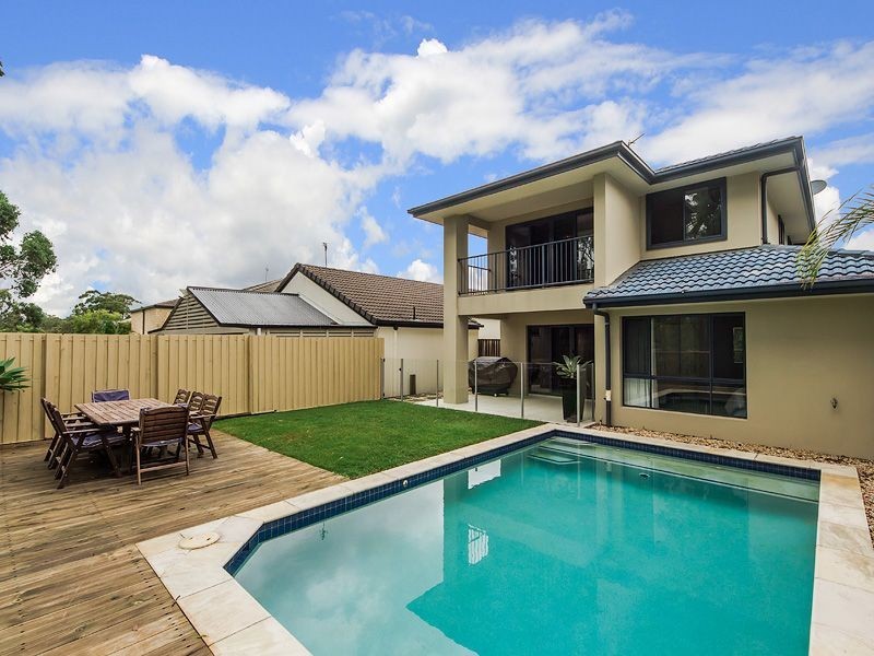 35 Royal Links Drive, Robina QLD 4226