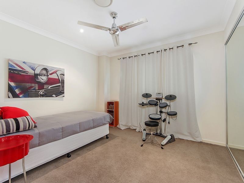 35 Royal Links Drive, Robina QLD 4226