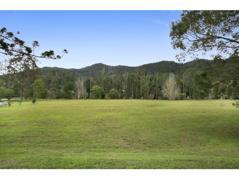 966 Tallebudgera Creek Road, Tallebudgera Valley QLD 4228