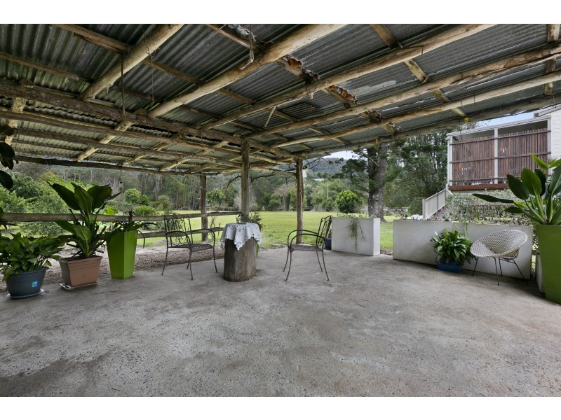 966 Tallebudgera Creek Road, Tallebudgera Valley QLD 4228