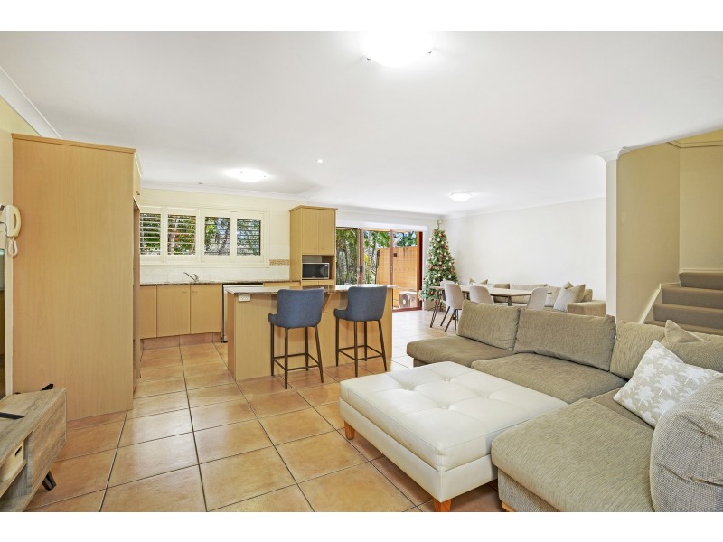 49/8 Woody Views Way, Robina QLD 4226