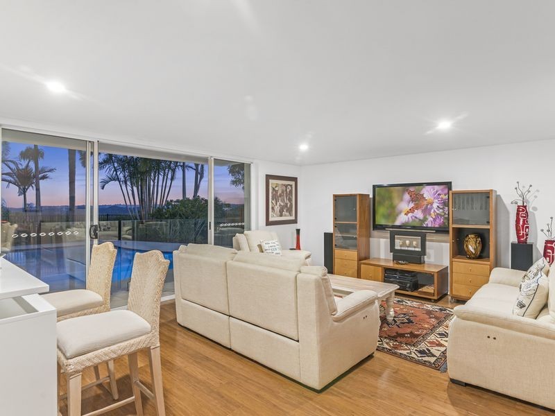 16 Bob Barnard Drive, Tugun QLD 4224