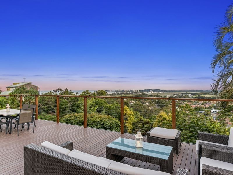16 Bob Barnard Drive, Tugun QLD 4224