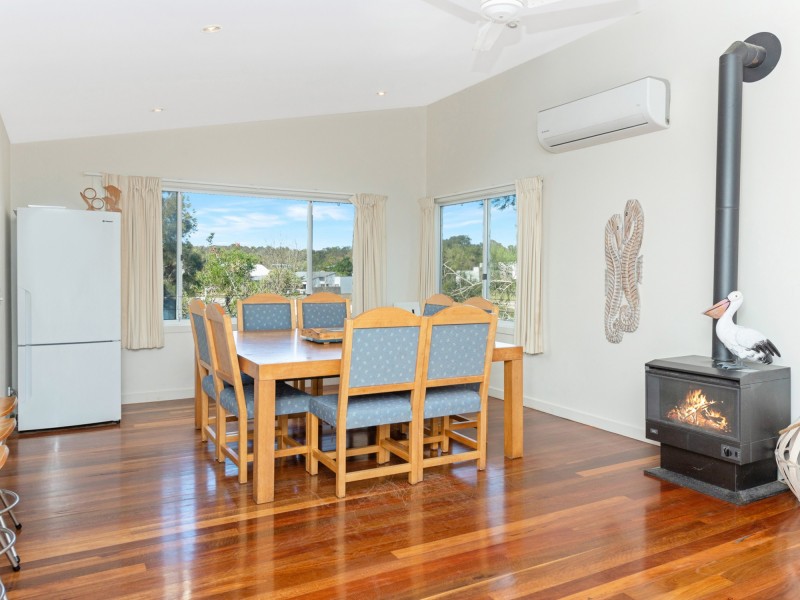 Villa 7 Island Street, South Stradbroke QLD 4216