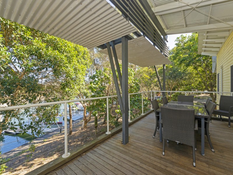 Villa 7 Island Street, South Stradbroke QLD 4216