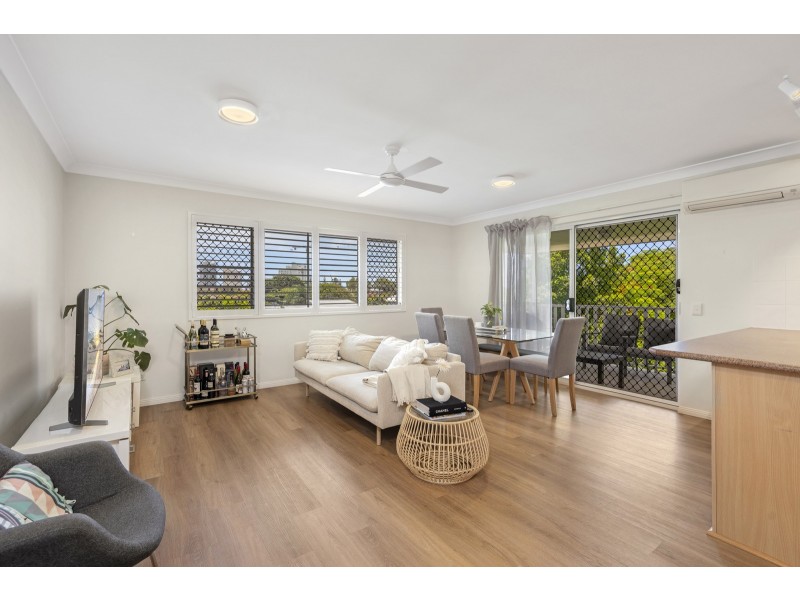 18/27 Walton Street, Southport QLD 4215