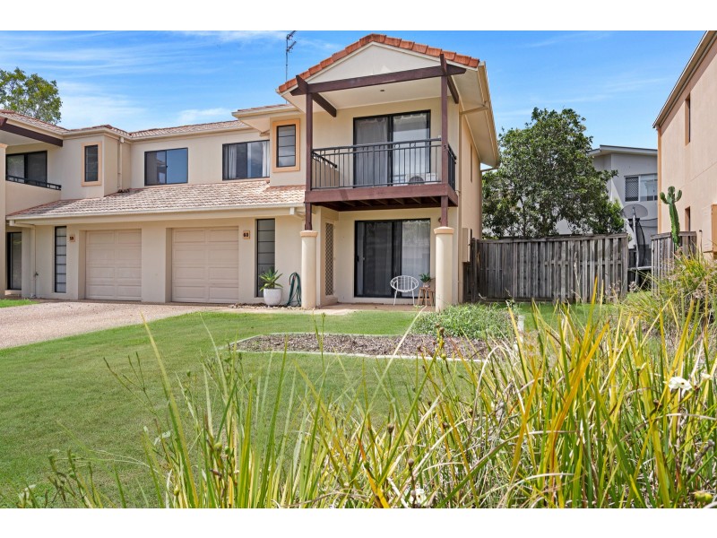 60/302 Christine Avenue, Varsity Lakes QLD 4227